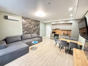 Golden Shore 3kh Komnatnye Apartments