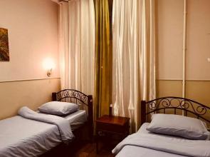 in the Heart of Piter on Italianskaya Living quarters