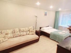 Ne Vopros ryadom s voennym institutom Flat