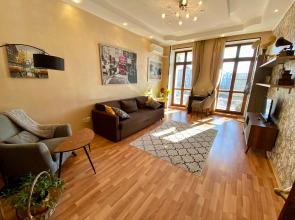 Na CHyornom Ozere Vidovaya Dvuhkomnatnaya Elitnaya Flat