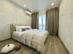 Atmosfera Sna Na Beregu Reki Flat