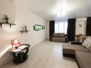 Na Timiryazeva 16 Flat