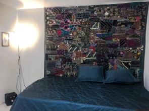 V Petergofe posutochno Flat