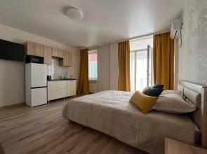 #12 Standard, 1st Line, Side Sea View (4 People) Apartments