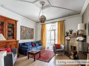 Minin Apartments Bogemnaya Dvukhurovnevaya Mansarda 150 kv.m Apartments