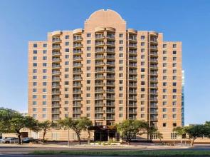 DoubleTree Suites by Hilton Austin Downtown Capitol