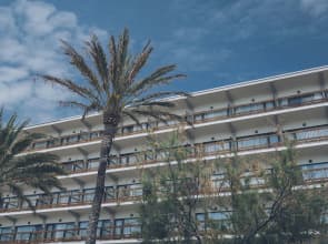 AYA Seahotel – Adults Only