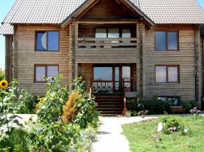 Izbushka Guest House