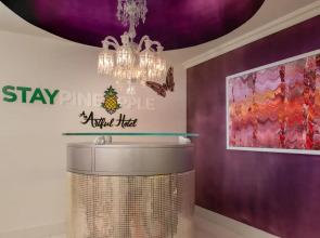 Staypineapple, An Artful Hotel, Midtown