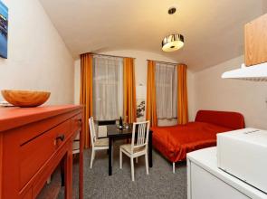 Riverside Apartments