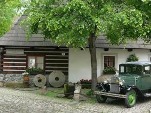 Romantik Hotel U Raka