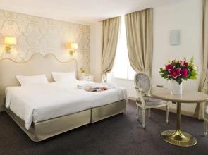 Saint Petersbourg Opera Hotel