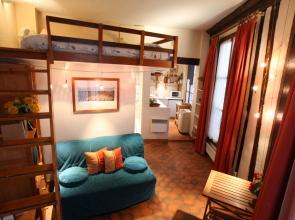 Latin Quarter Apartment 4 guests