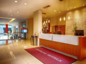 Pinnacle Hotel Harbourfront