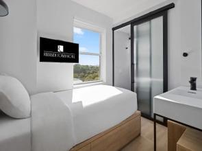 Riverside Tower Hotel