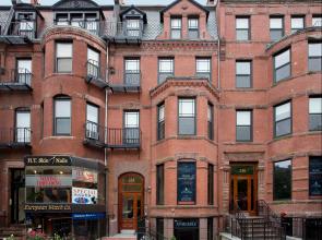 Oakwood At 234 Newbury