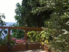 Apartments Massandrovskaya 13