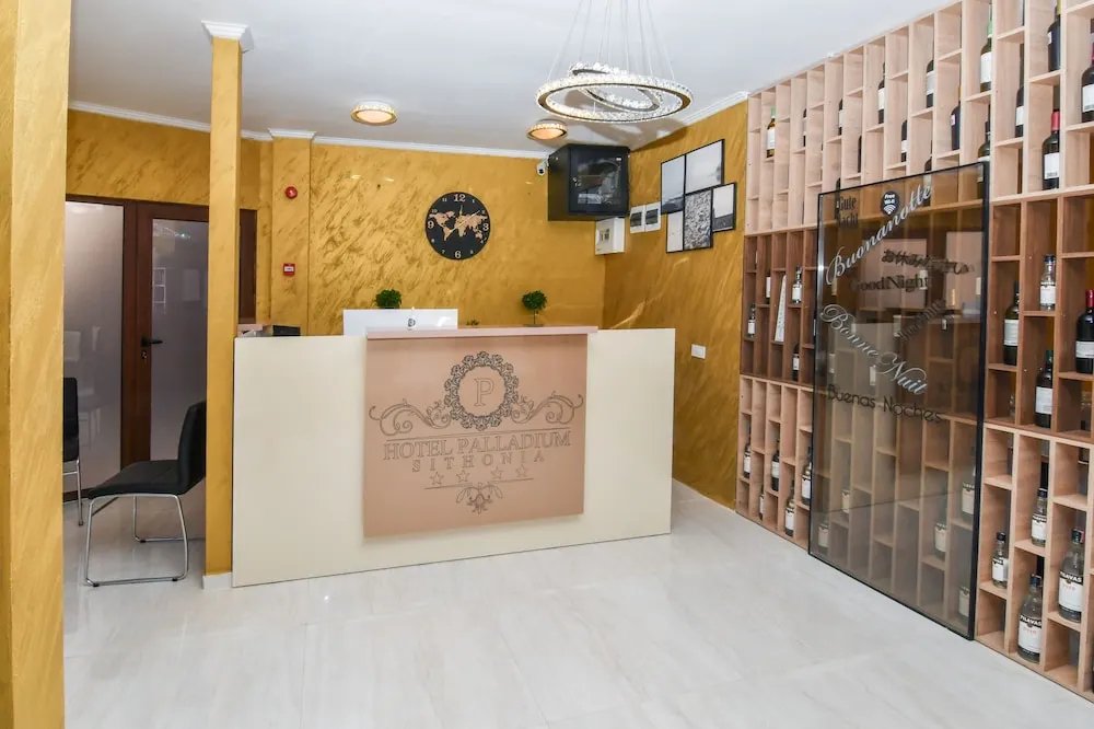 Hotel photo 1