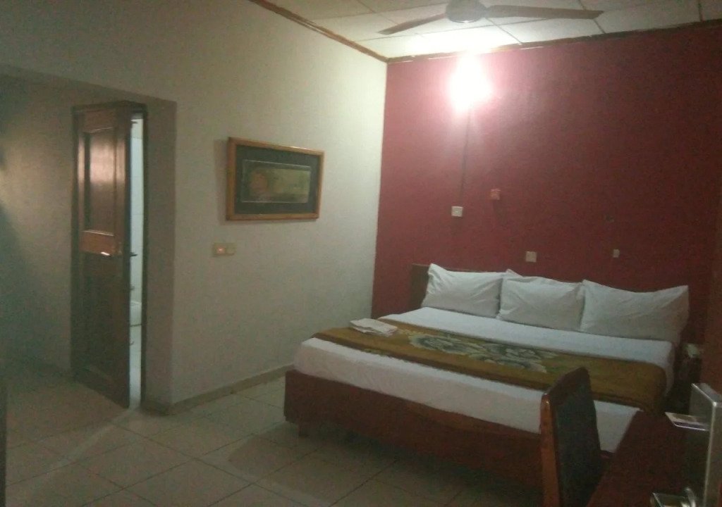 Hotel photo 12