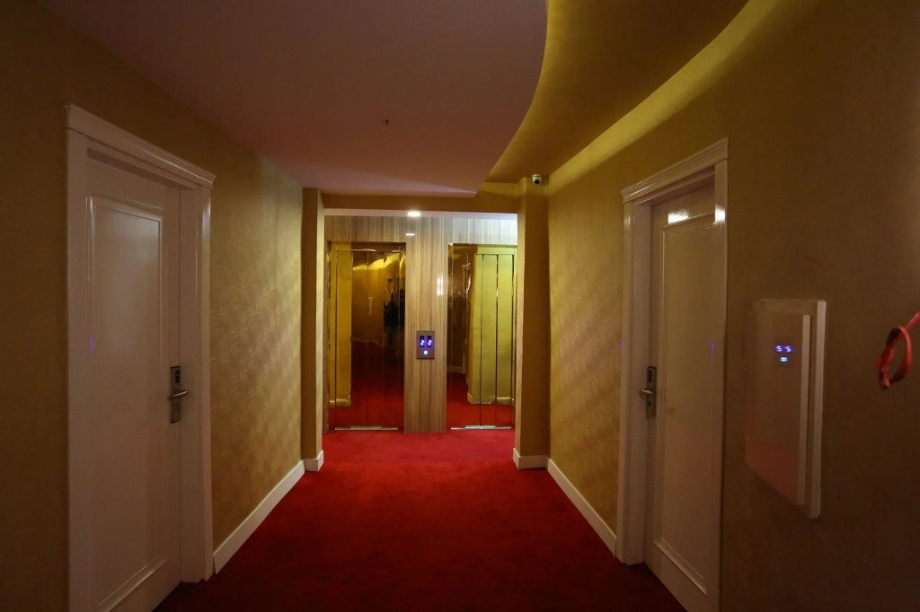 Hotel photo 12