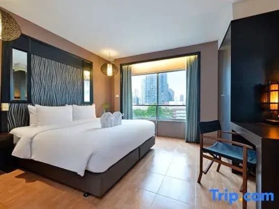 Royal Double Suite full double bed