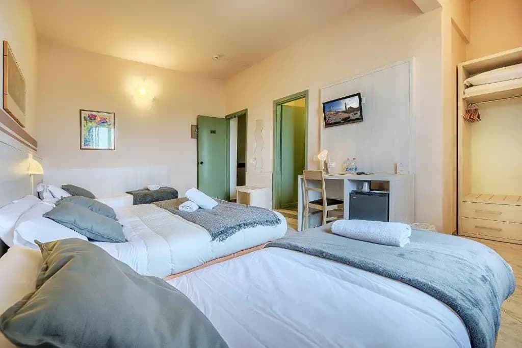 Superior Quadruple room