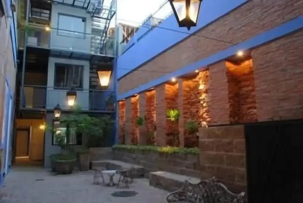 Hotel photo 1