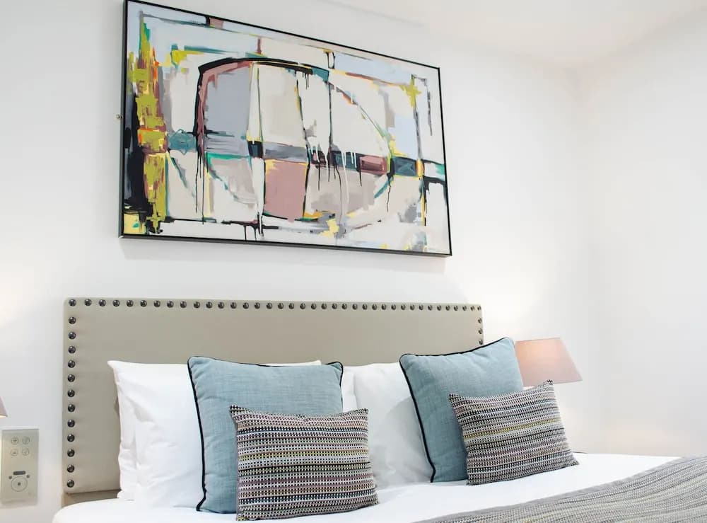 1 Bedroom Executive Suite with balcony