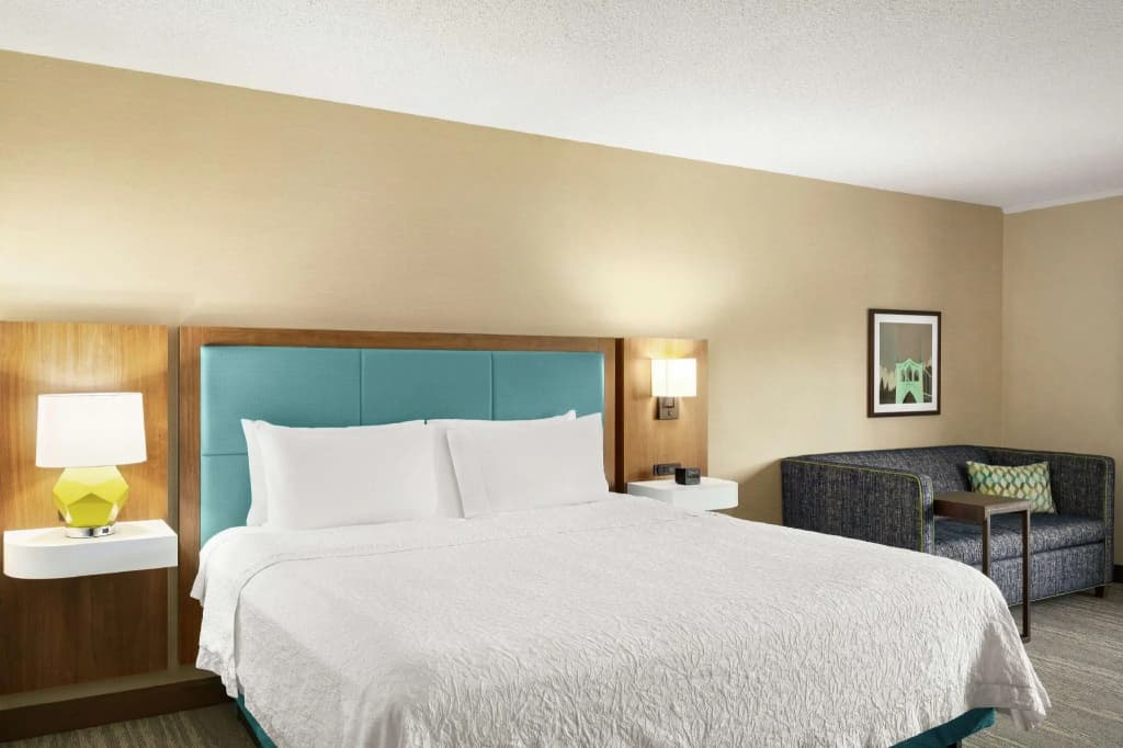 Study Double room full double bed