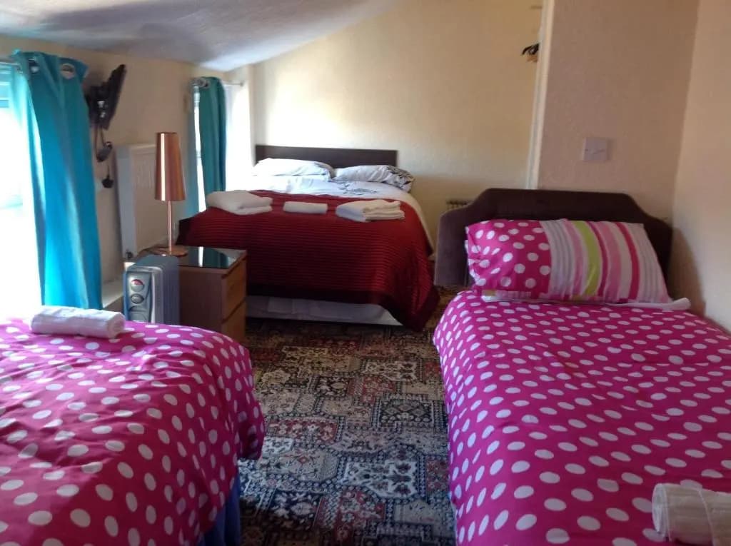Classic Quadruple room