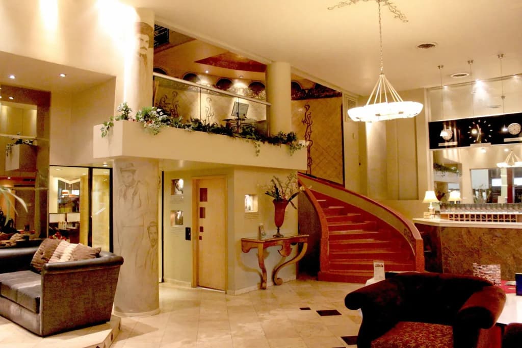 Hotel photo 2