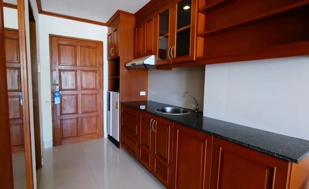 Standard room with balcony and with city view