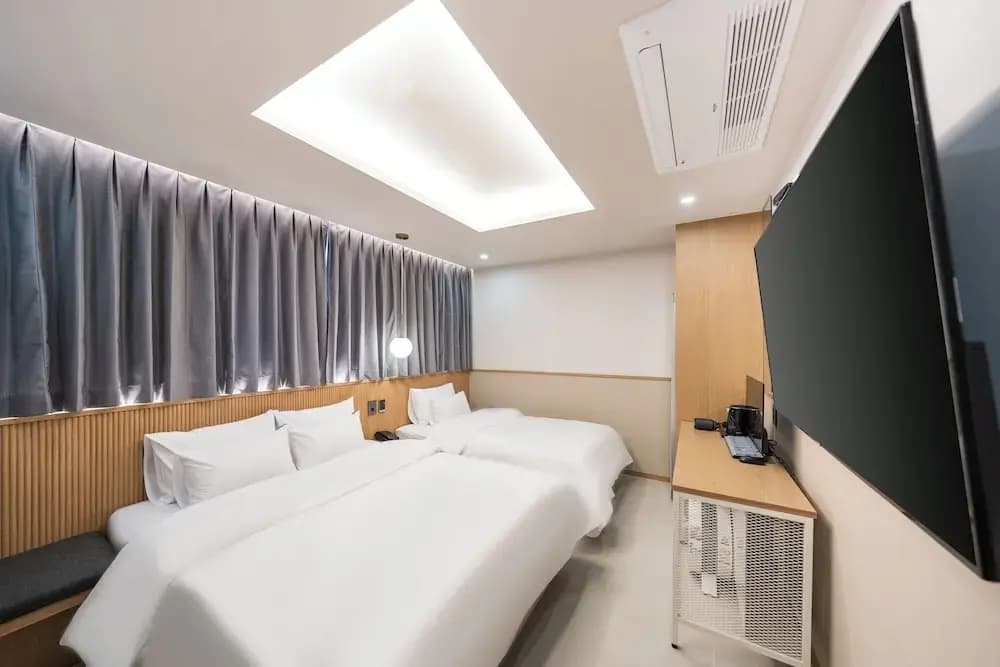 Standard Double room twin beds