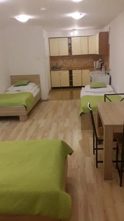 Economy room