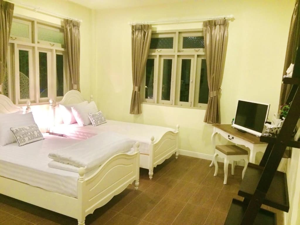 Double Villa twin beds
