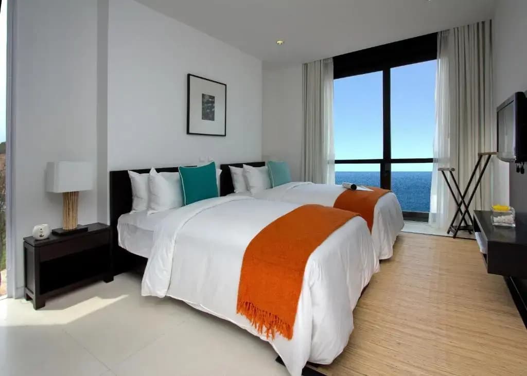 2 Bedrooms Deluxe Villa seafront