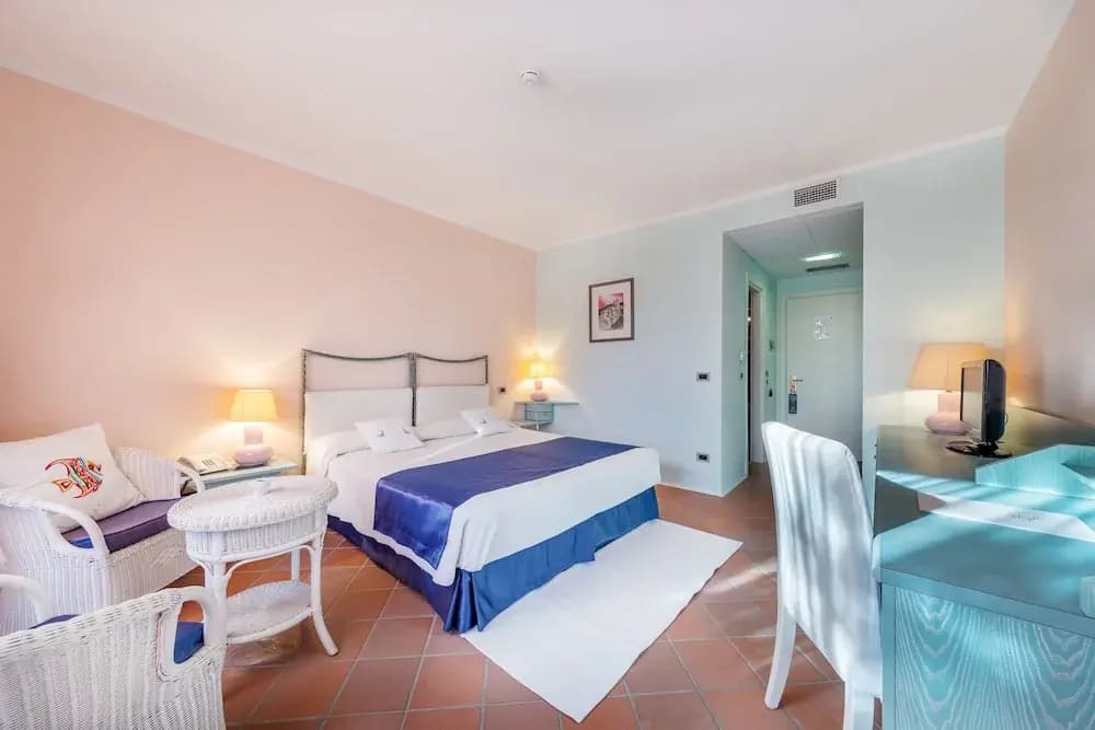 Comfort Double room with balcony full double bed