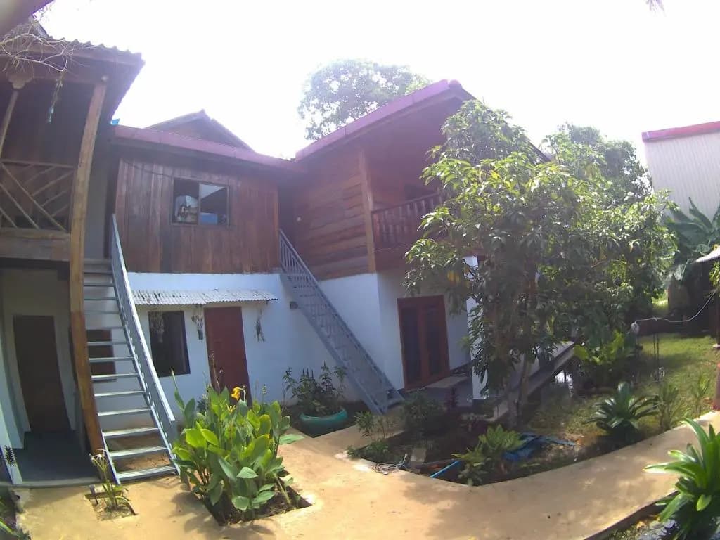 Standard Double room with balcony full double bed