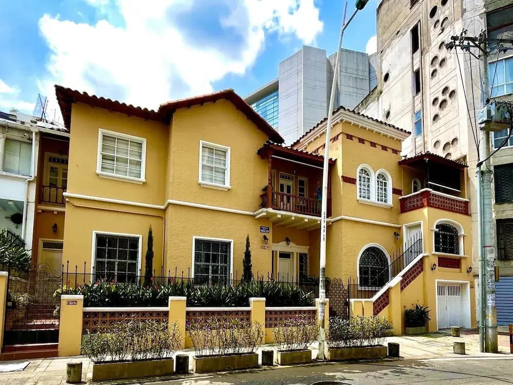 Hotel photo 1