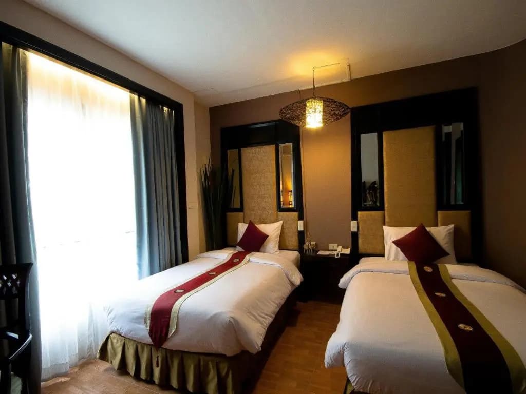 Royal Double Suite twin beds