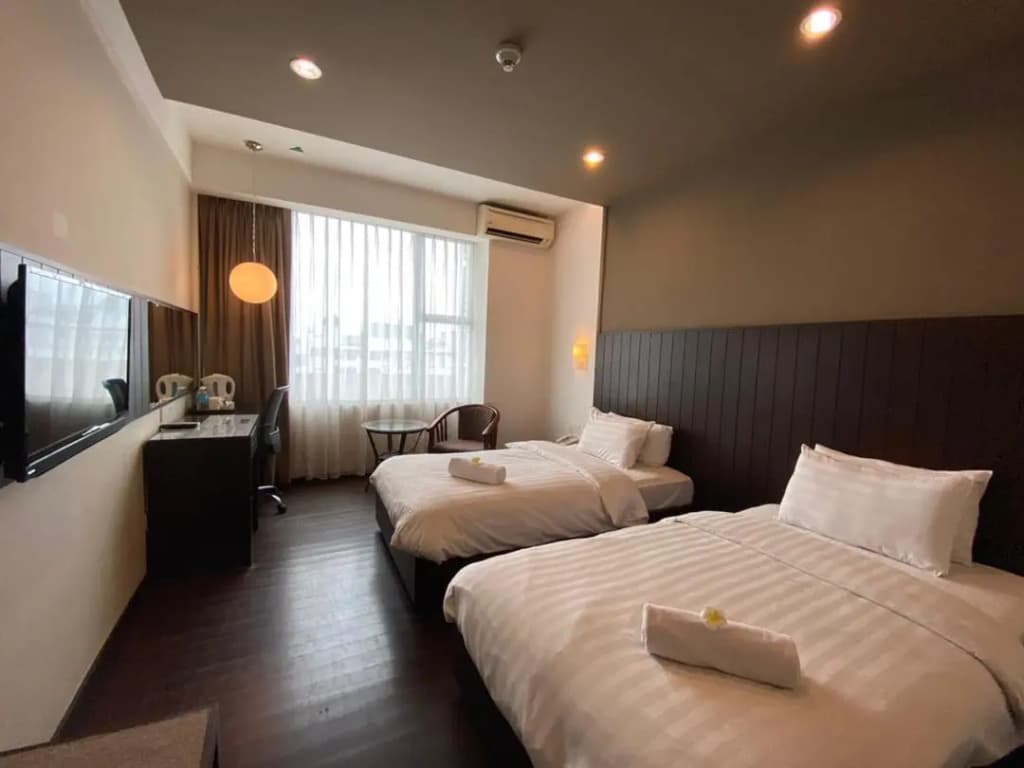 Deluxe Double room twin beds