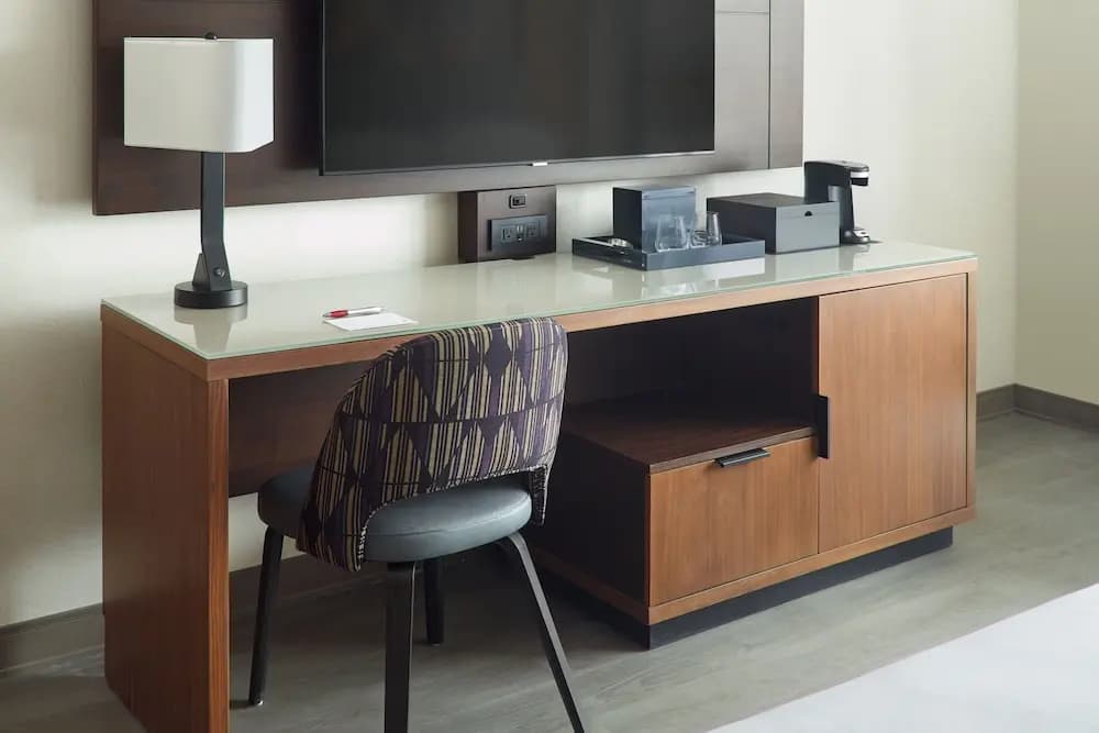 1 Bedroom Club Suite