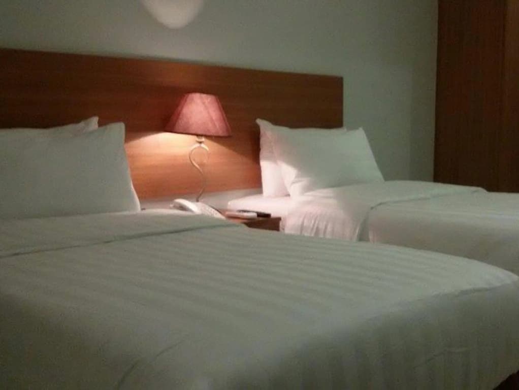Deluxe Double room twin beds