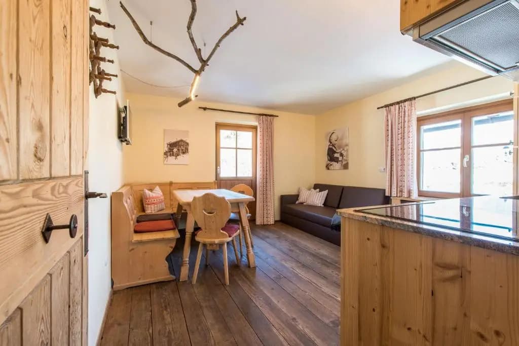 1 Bedroom Apartment with balcony