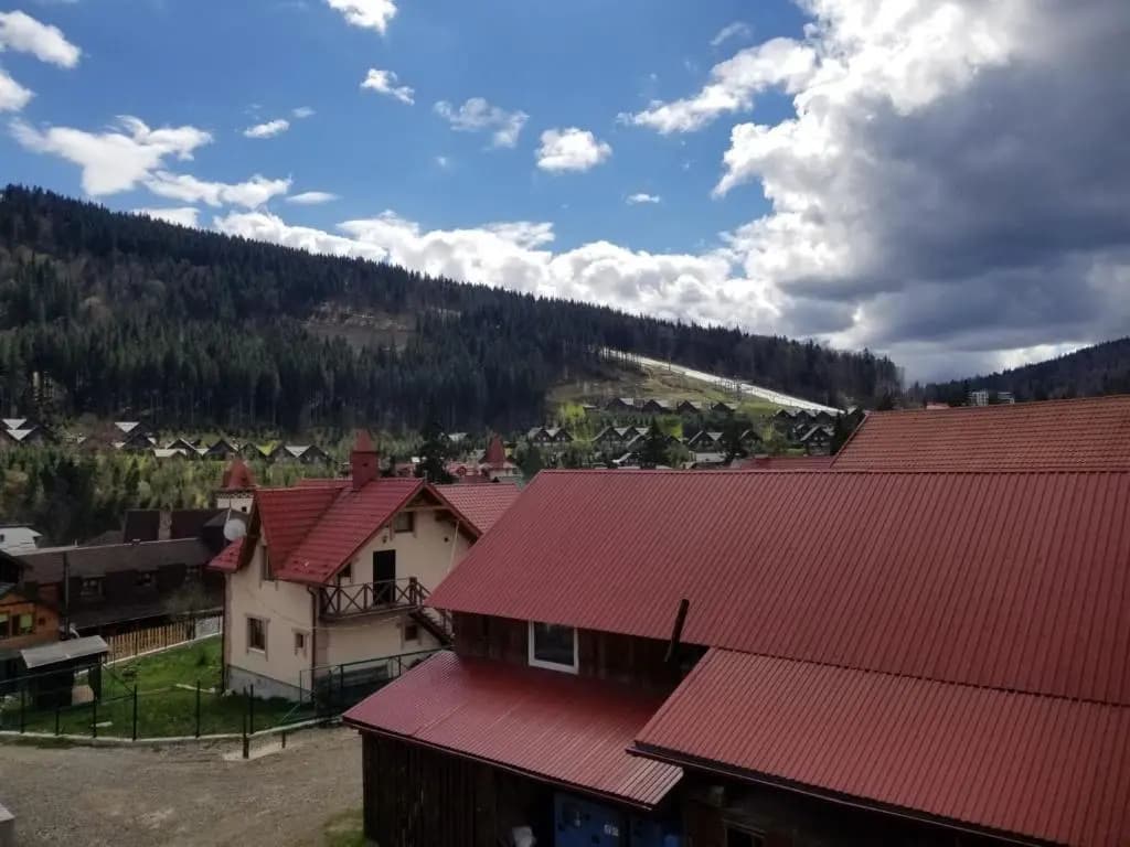 Standard Double room with mountain view full double bed