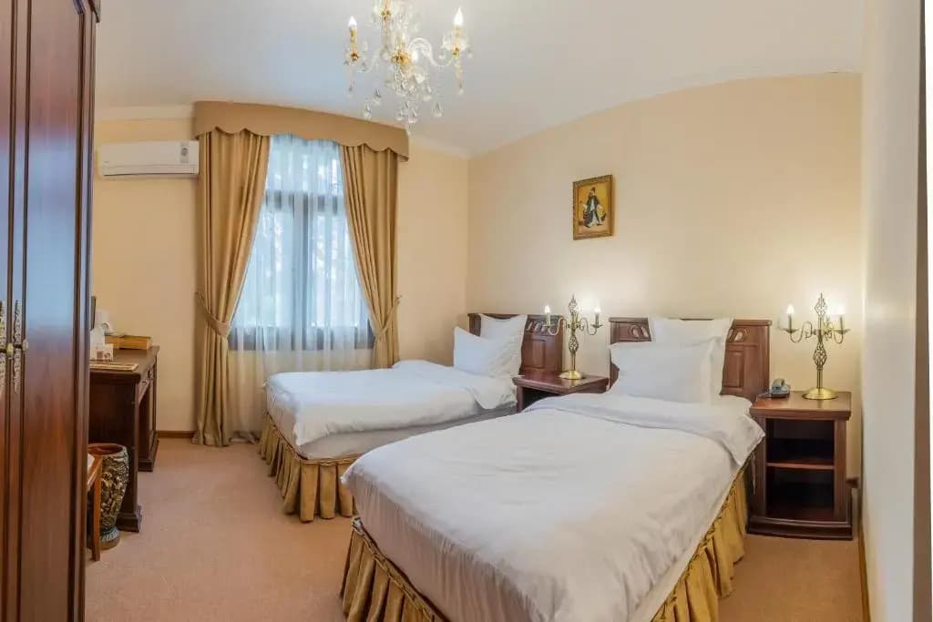 Standard Double room twin beds