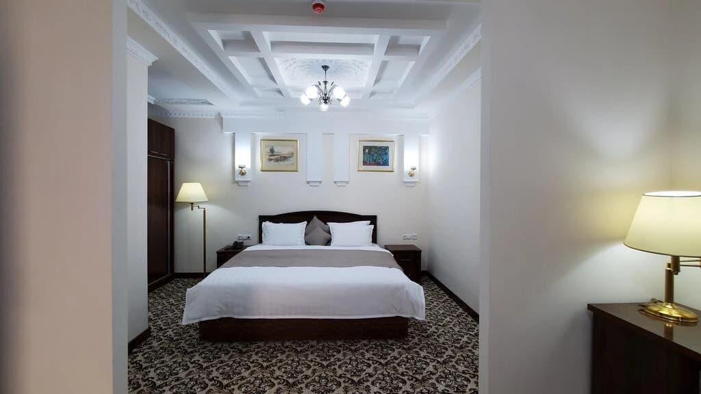 Double Junior Suite full double bed