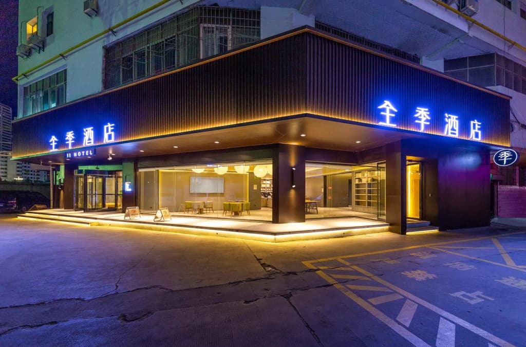 Hotel photo 1