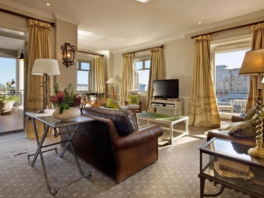 3 Bedrooms Suite with balcony