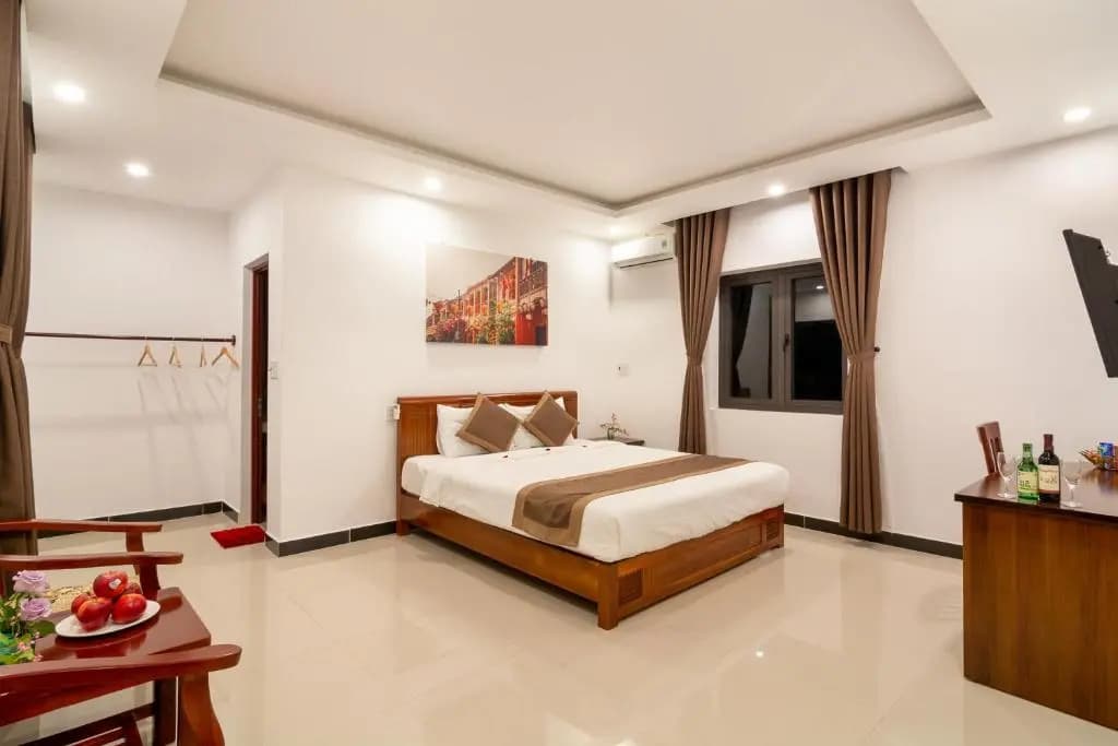 Deluxe Double room with balcony full double bed